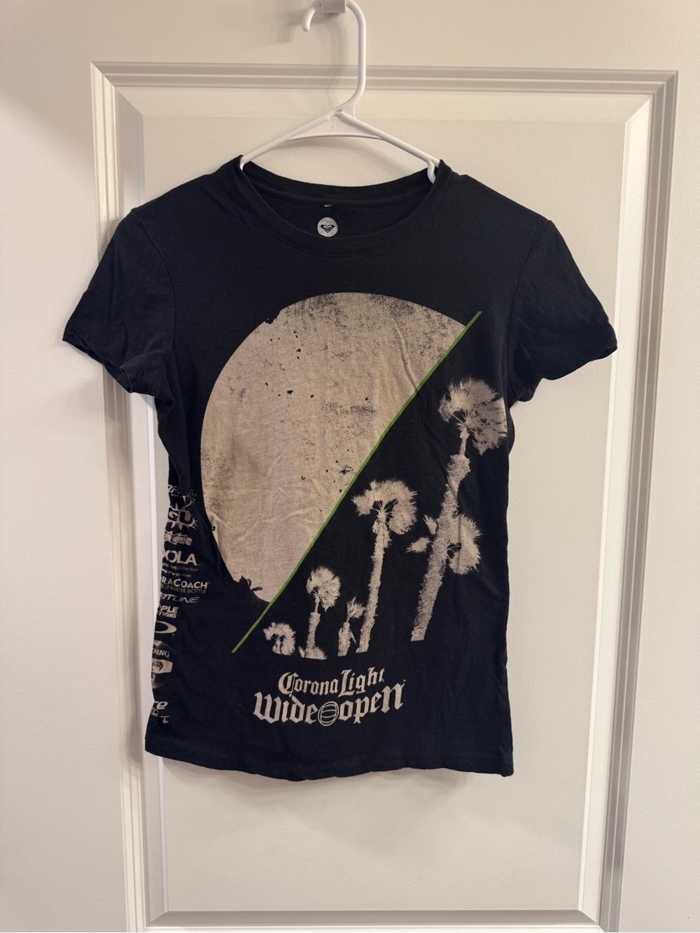 Roxy Black Graphic Tee with White Palm Print and Green Accent